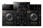 Pioneer DJ  XDJ-RR Professional DJ System Front View